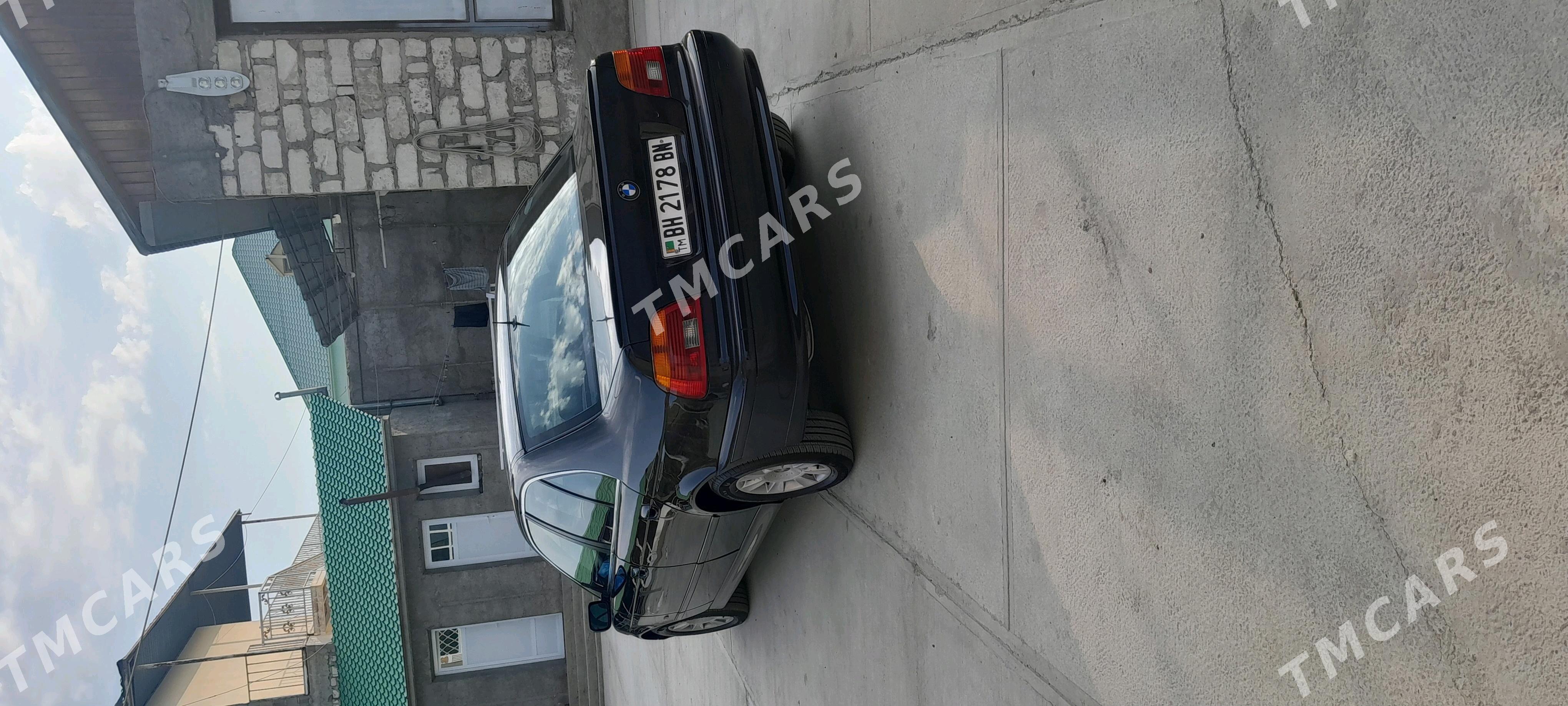 BMW E39 2001 - 130 000 TMT - Balkanabat - img 2