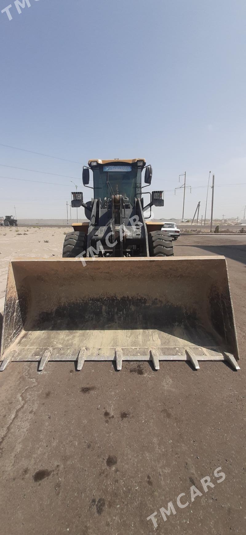 XCMG LW300F 2020 - 550 000 TMT - Дашогуз - img 3