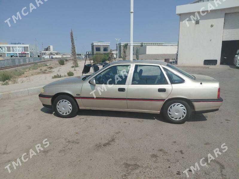 Opel Vectra 1992 - 41 000 TMT - Daşoguz - img 3