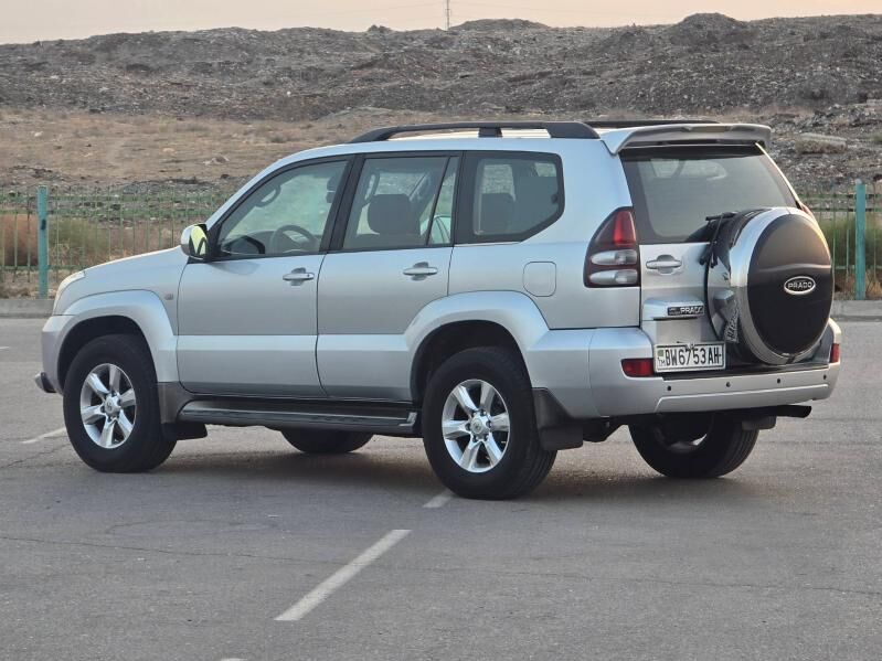 Toyota Land Cruiser Prado 2006 - 340 000 TMT - Ак-Бугдайский этрап - img 5