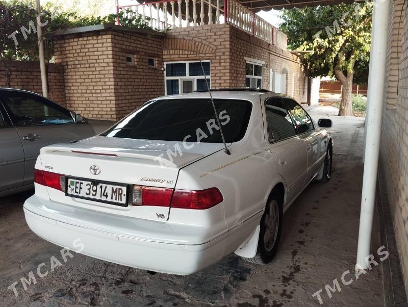Toyota Camry 2000 - 165 000 TMT - Baýramaly - img 3