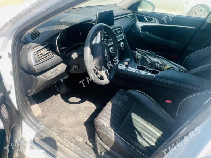 Genesis G70 2020 - 300 000 TMT - Mary - img 2
