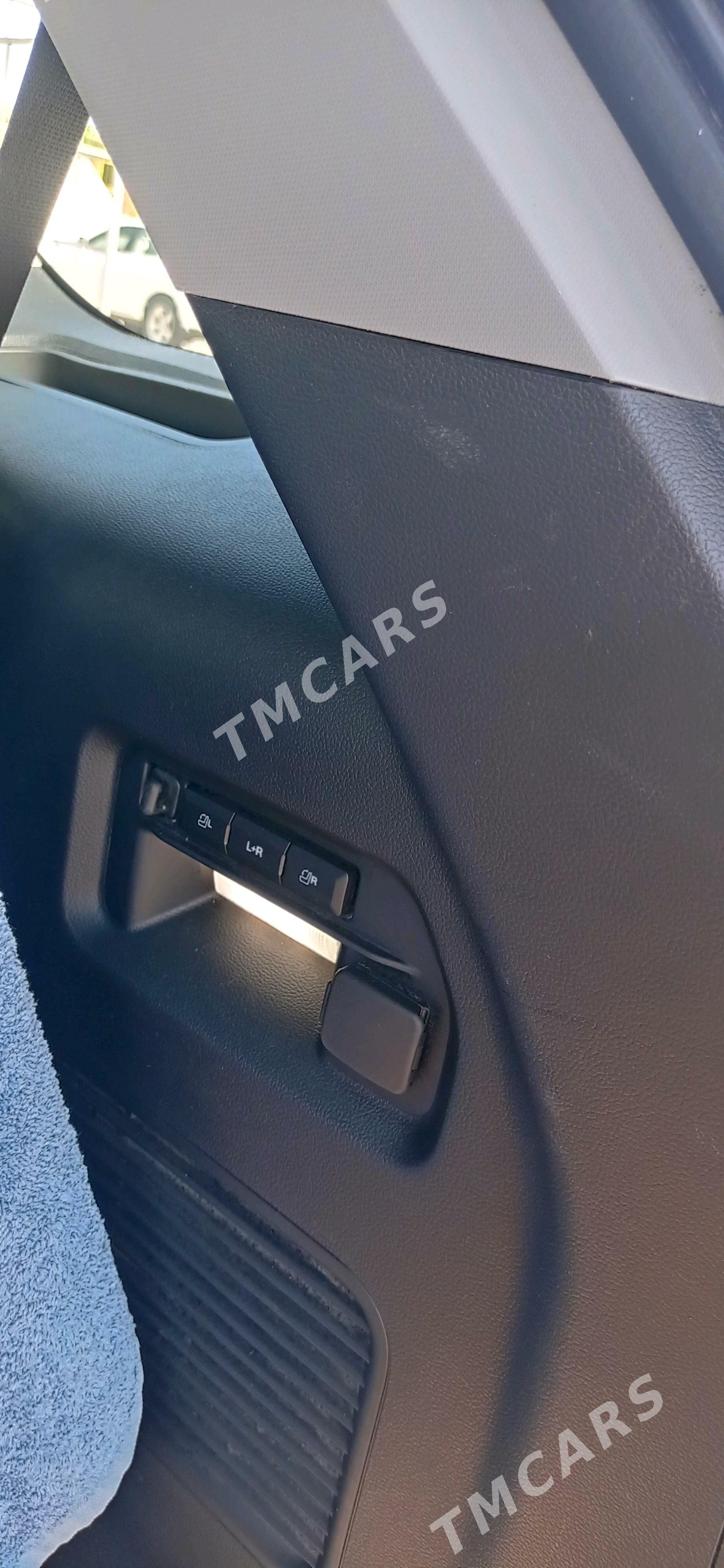 Ford Explorer 2022 - 465 000 TMT - Mary - img 2