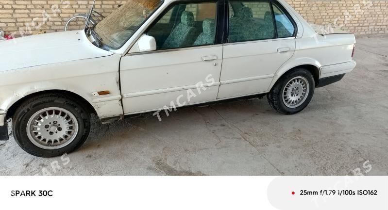 BMW 320 1989 - 15 000 TMT - Murgap - img 5