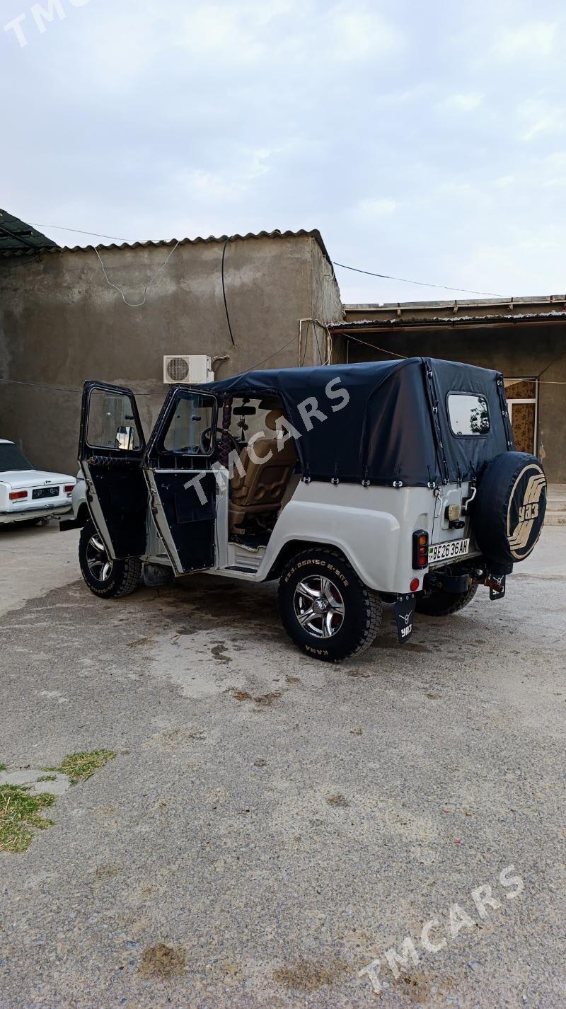UAZ 469 2002 - 90 000 TMT - Бахарден - img 5