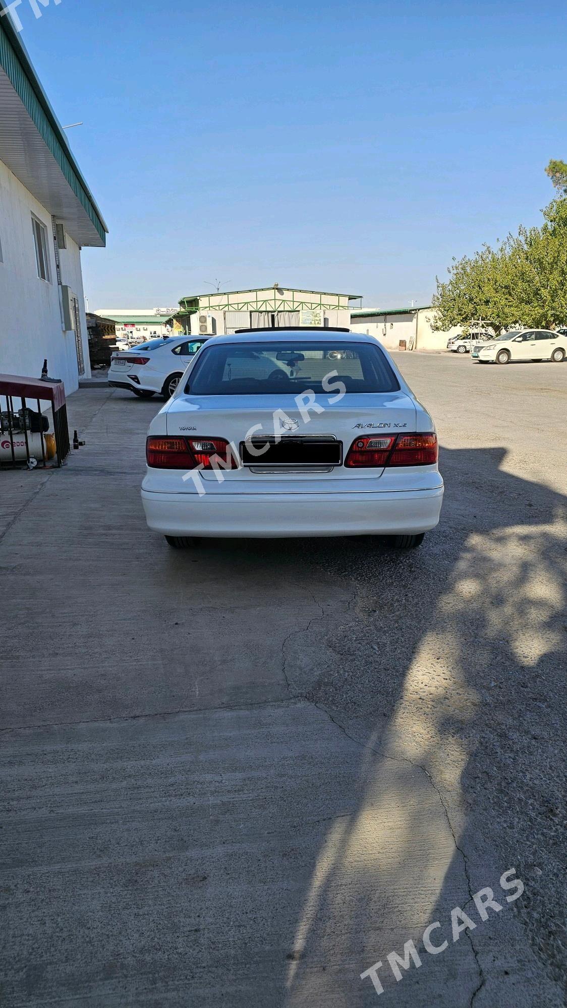 Toyota Avalon 1999 - 135 000 TMT - Bäherden - img 2