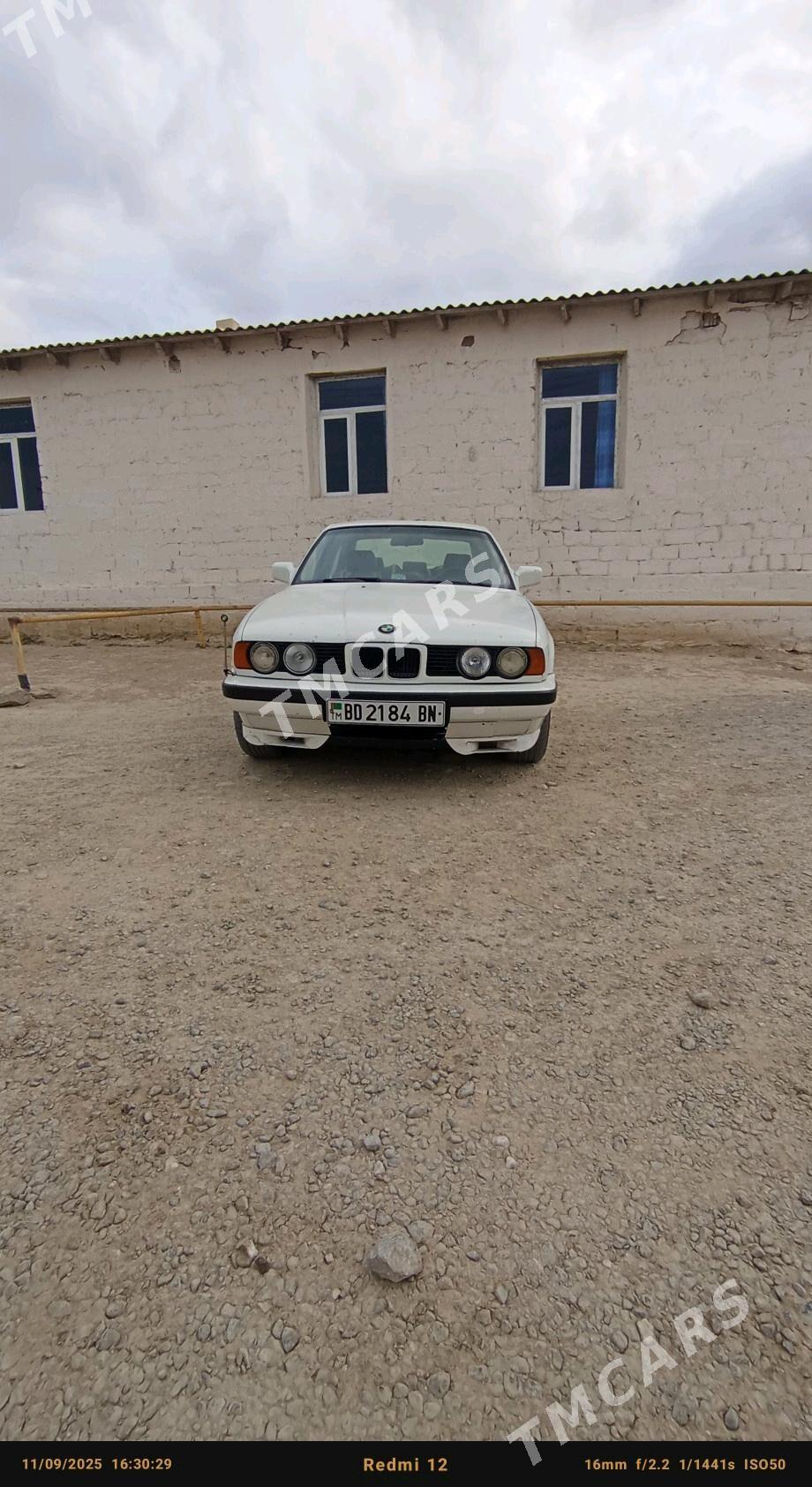 BMW 525 1988 - 38 000 TMT - Берекет - img 2
