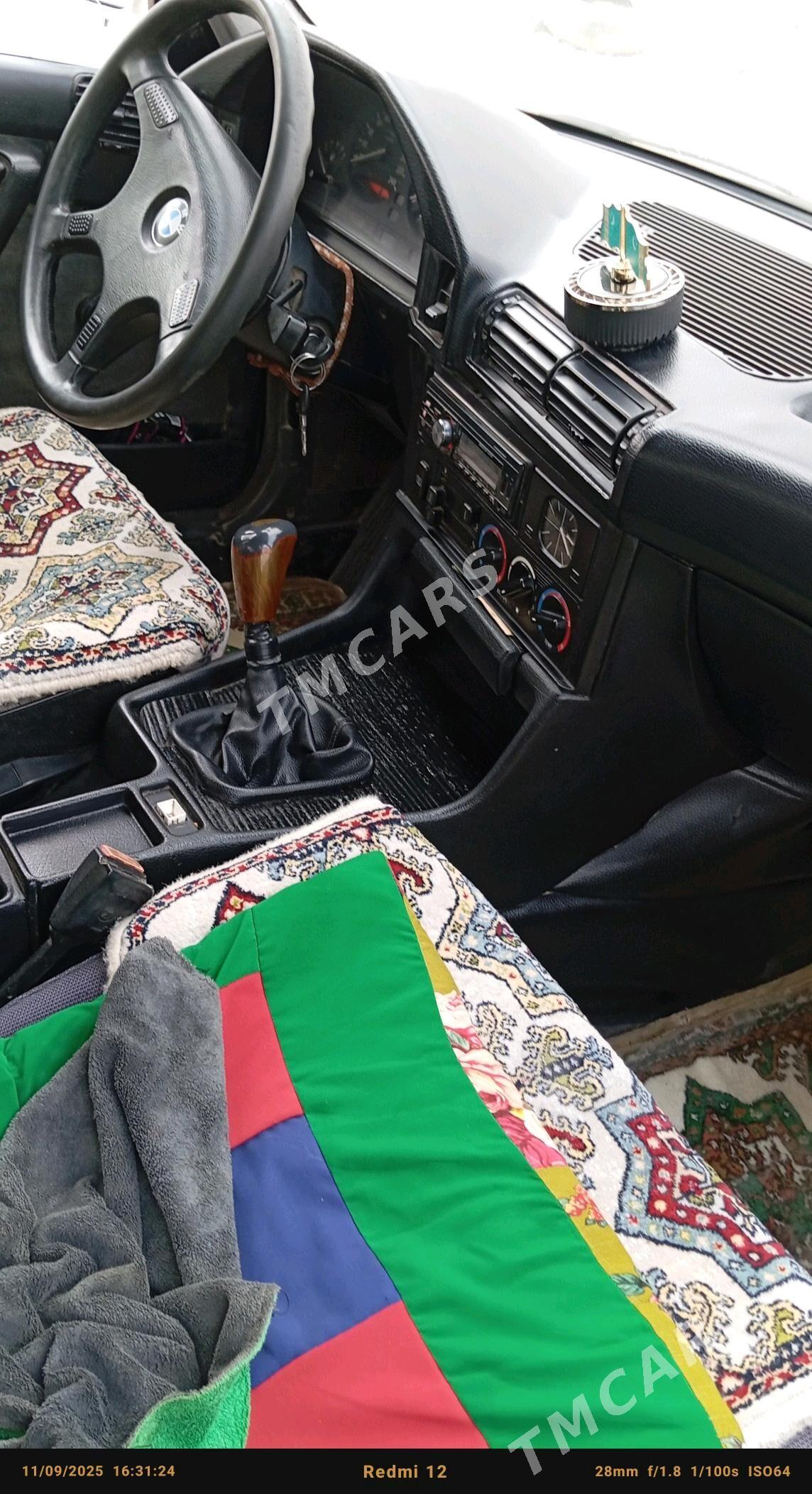 BMW 525 1988 - 38 000 TMT - Берекет - img 3
