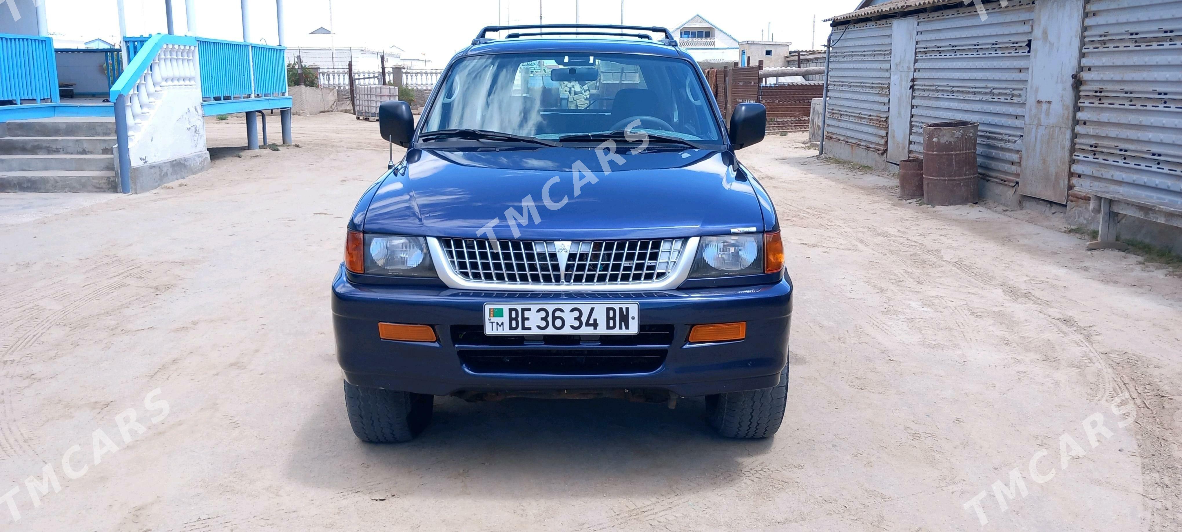 Mitsubishi Montero Sport 1999 - 58 000 TMT - Эсенгулы - img 4