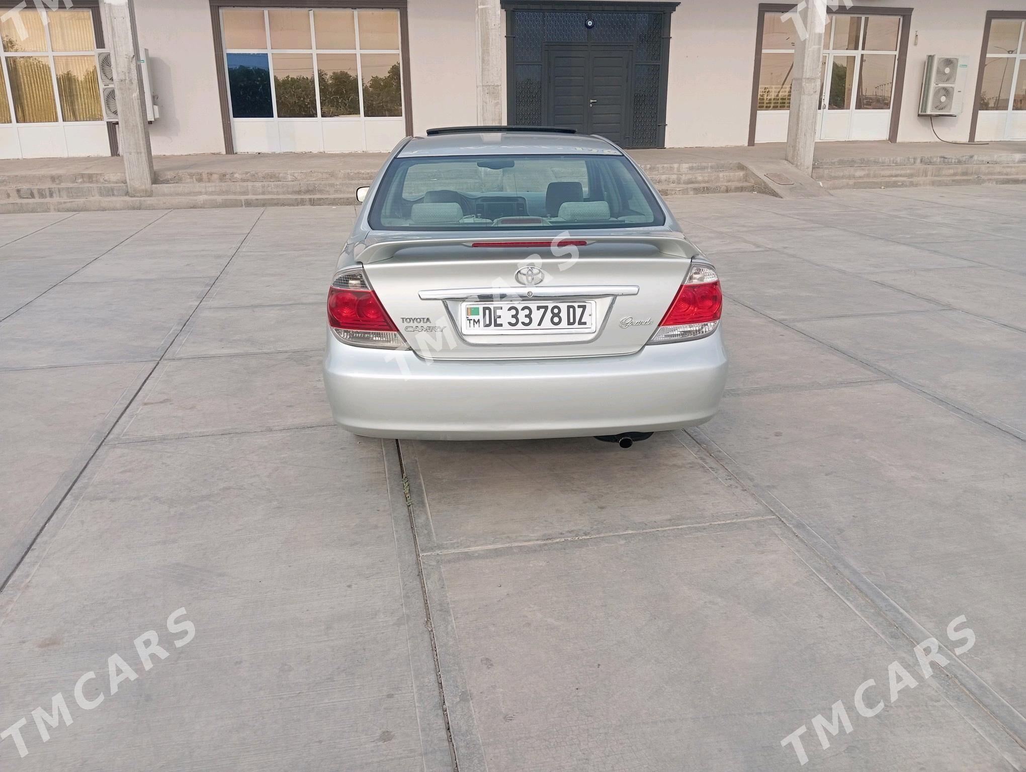 Toyota Camry 2003 - 170 000 TMT - Gubadag - img 2
