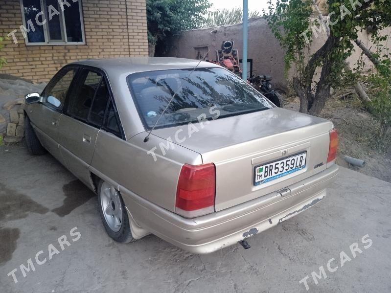 Opel Omega 1992 - 20 000 TMT - Дянев - img 4
