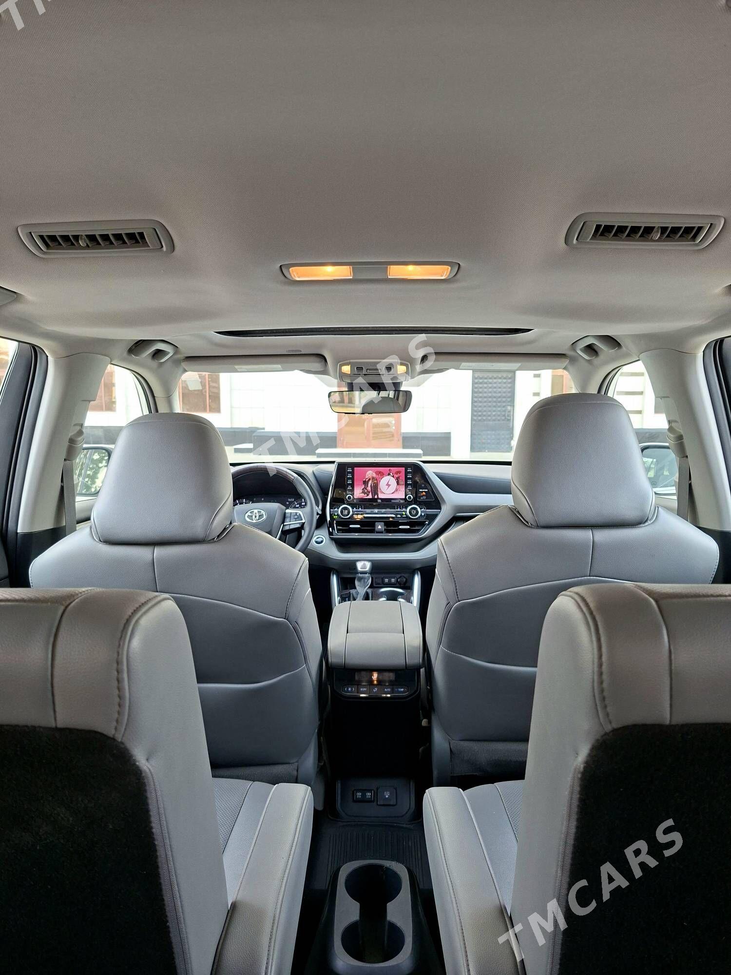 Toyota Highlander 2021 - 577 000 TMT - Podwoýski köç. (Bitarap Türkmenistan şaýoly) - img 5