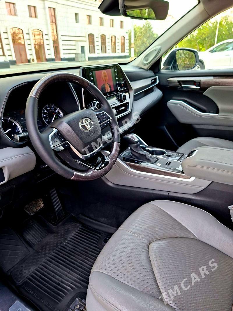 Toyota Highlander 2021 - 577 000 TMT - Podwoýski köç. (Bitarap Türkmenistan şaýoly) - img 9