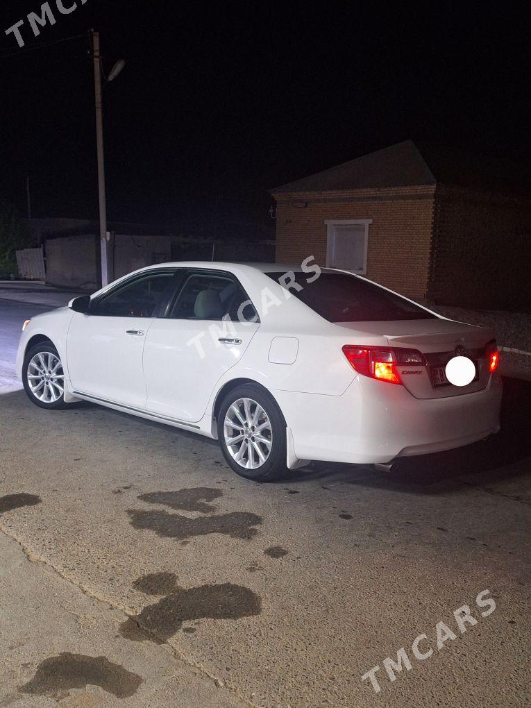 Toyota Camry 2012 - 250 000 TMT - Гёкдепе - img 2