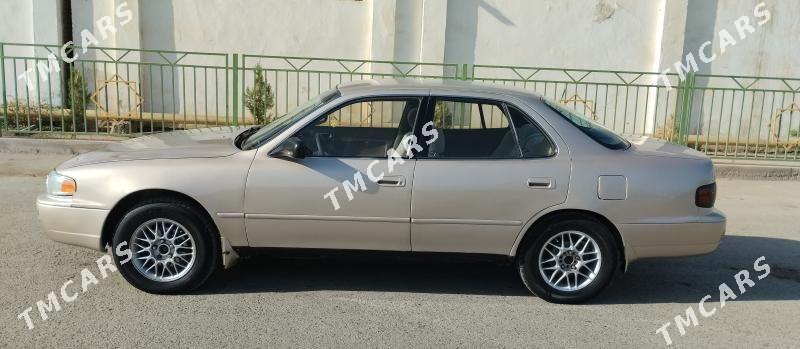Toyota Camry 1993 - 77 000 TMT - Türkmenabat - img 2