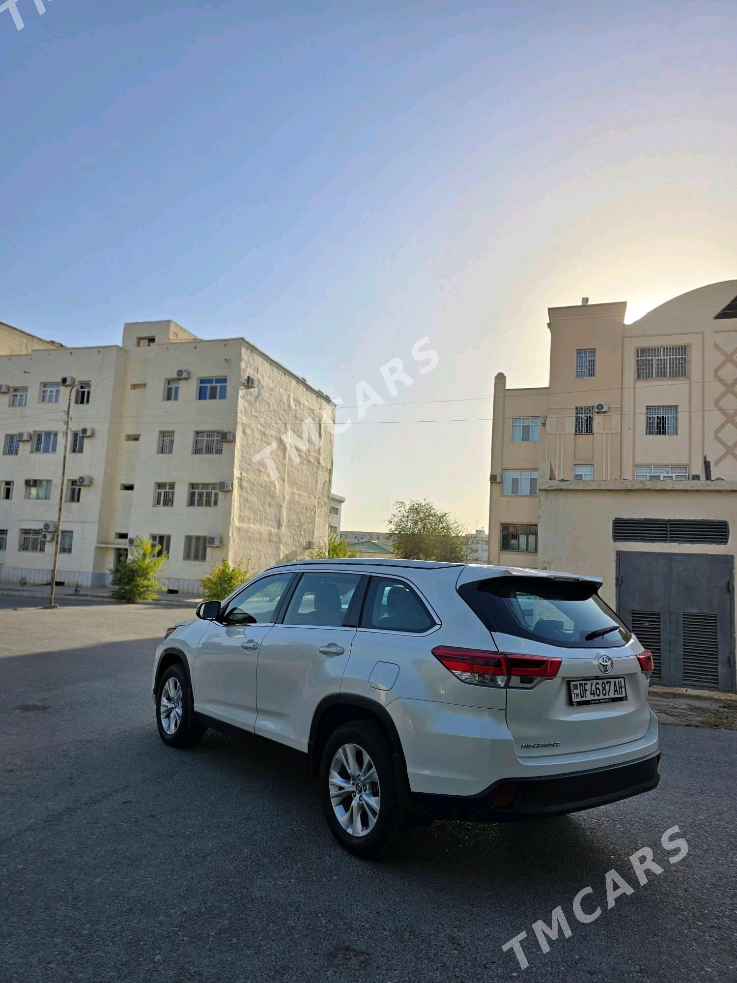 Toyota Highlander 2019 - 390 000 TMT - Aşgabat - img 2