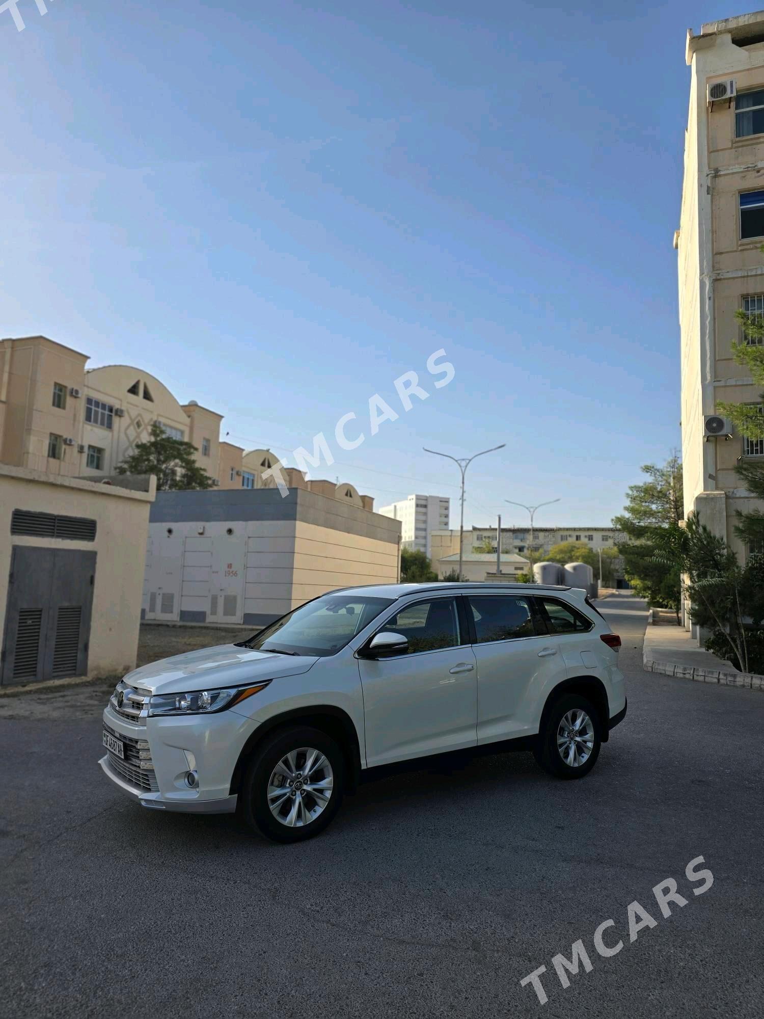 Toyota Highlander 2019 - 390 000 TMT - Aşgabat - img 3