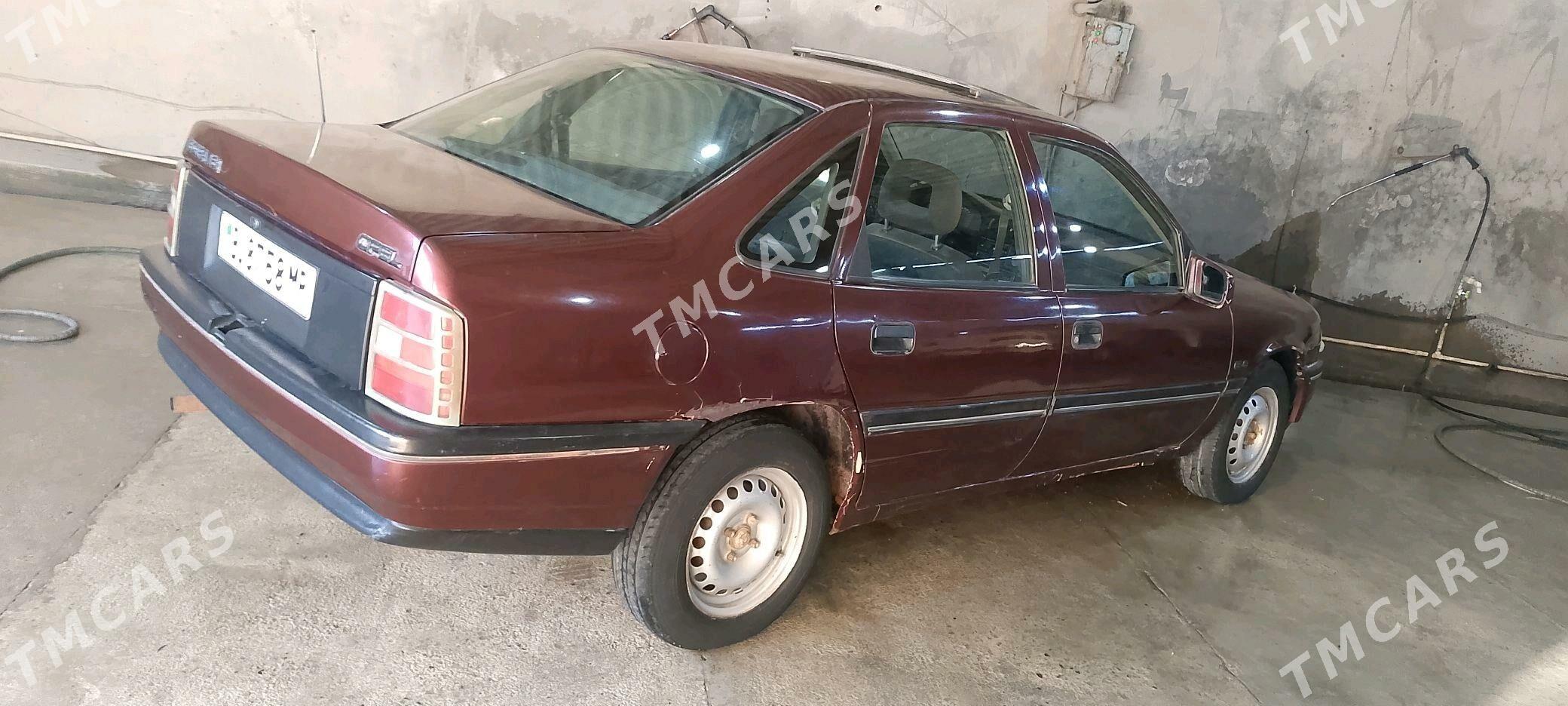 Opel Vectra 1992 - 18 000 TMT - Sakarçäge - img 1