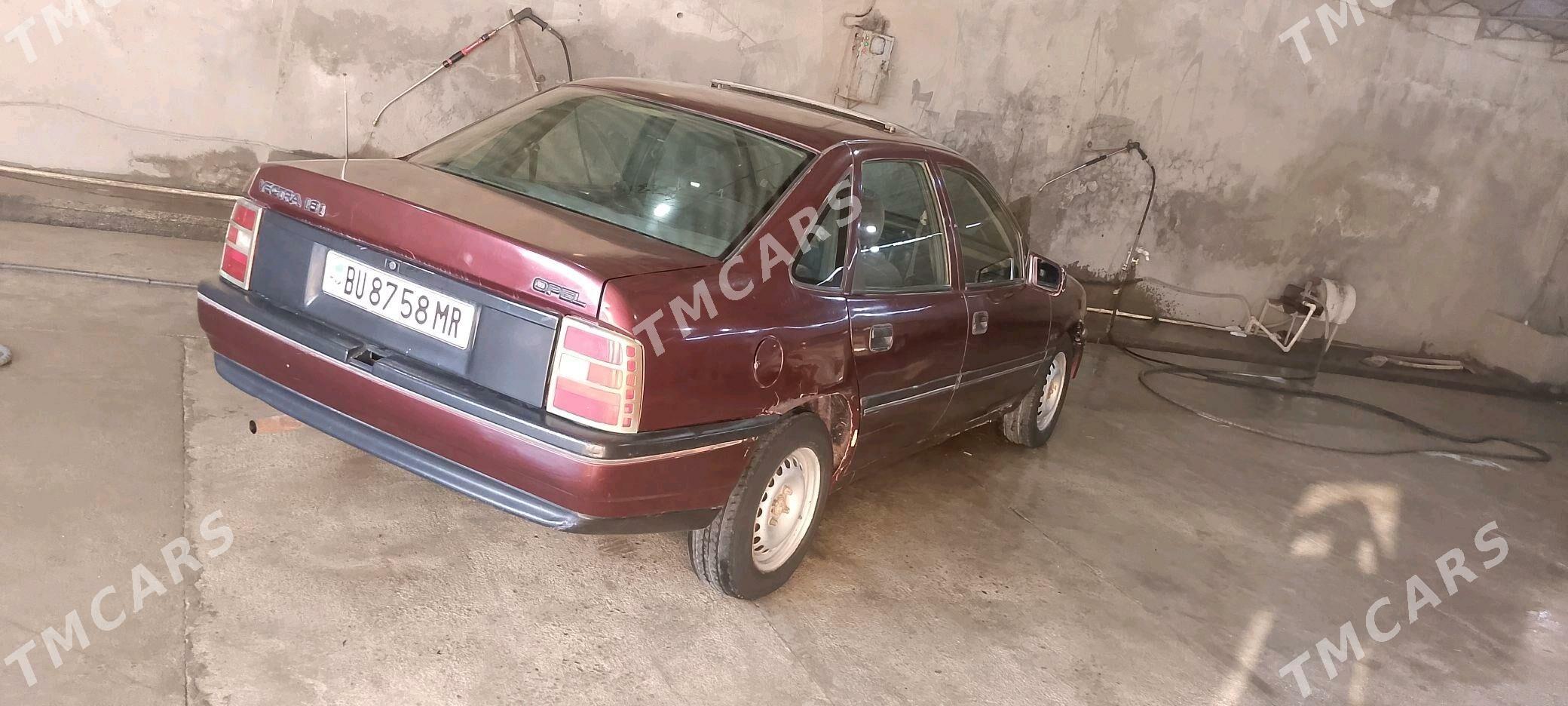 Opel Vectra 1992 - 18 000 TMT - Sakarçäge - img 2