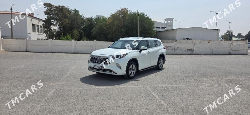 Toyota Highlander 2021 - 425 000 TMT - Гуртли - img 7