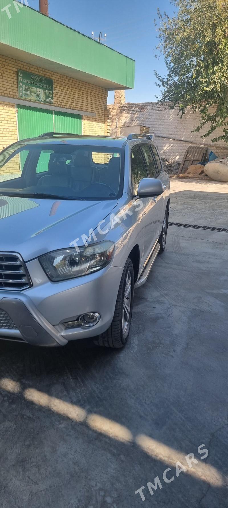 Toyota Highlander 2010 - 400 000 TMT - Халач - img 7
