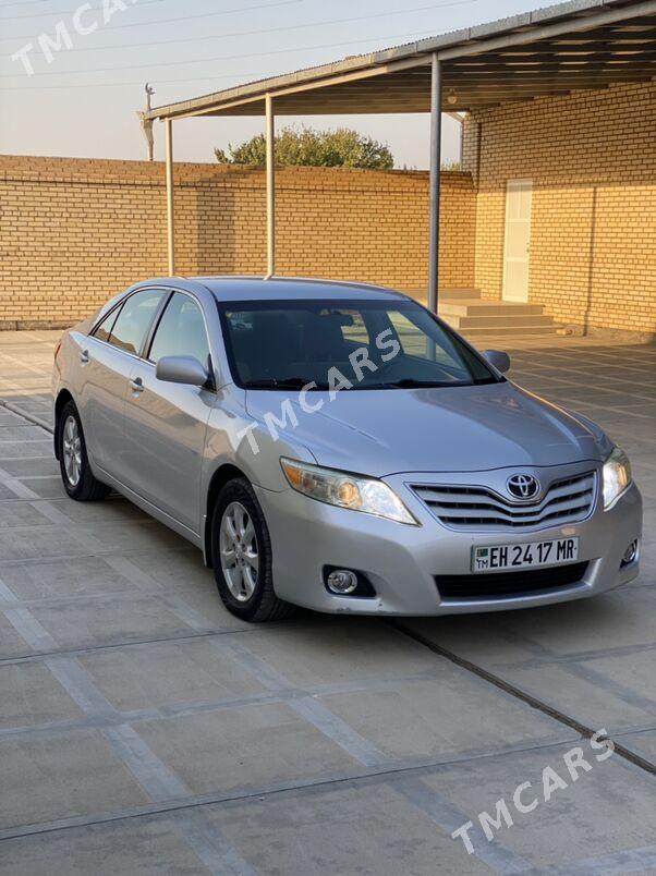 Toyota Camry 2011 - 205 000 TMT - Мары - img 3