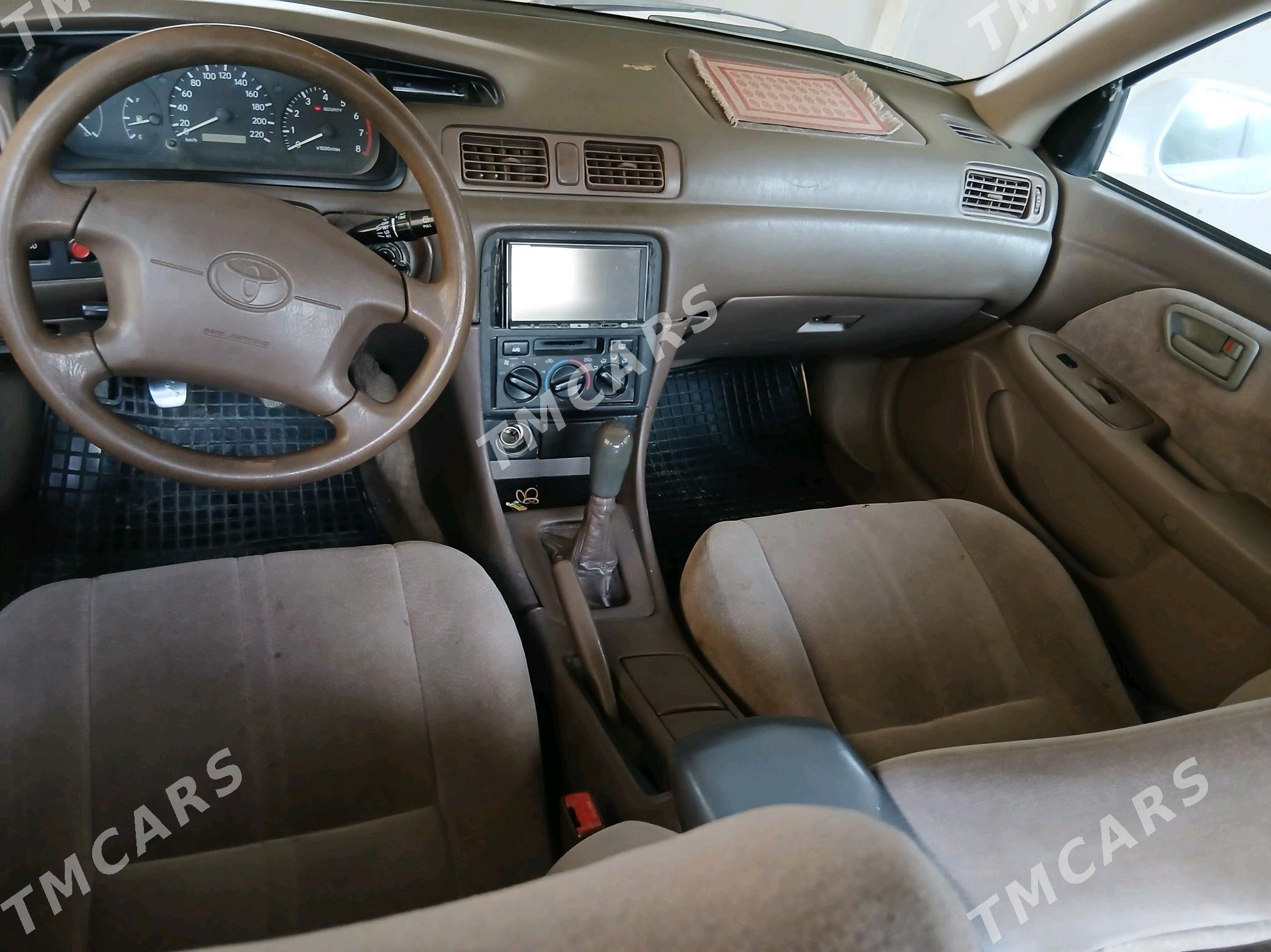 Toyota Camry 2001 - 110 000 TMT - Bäherden - img 3