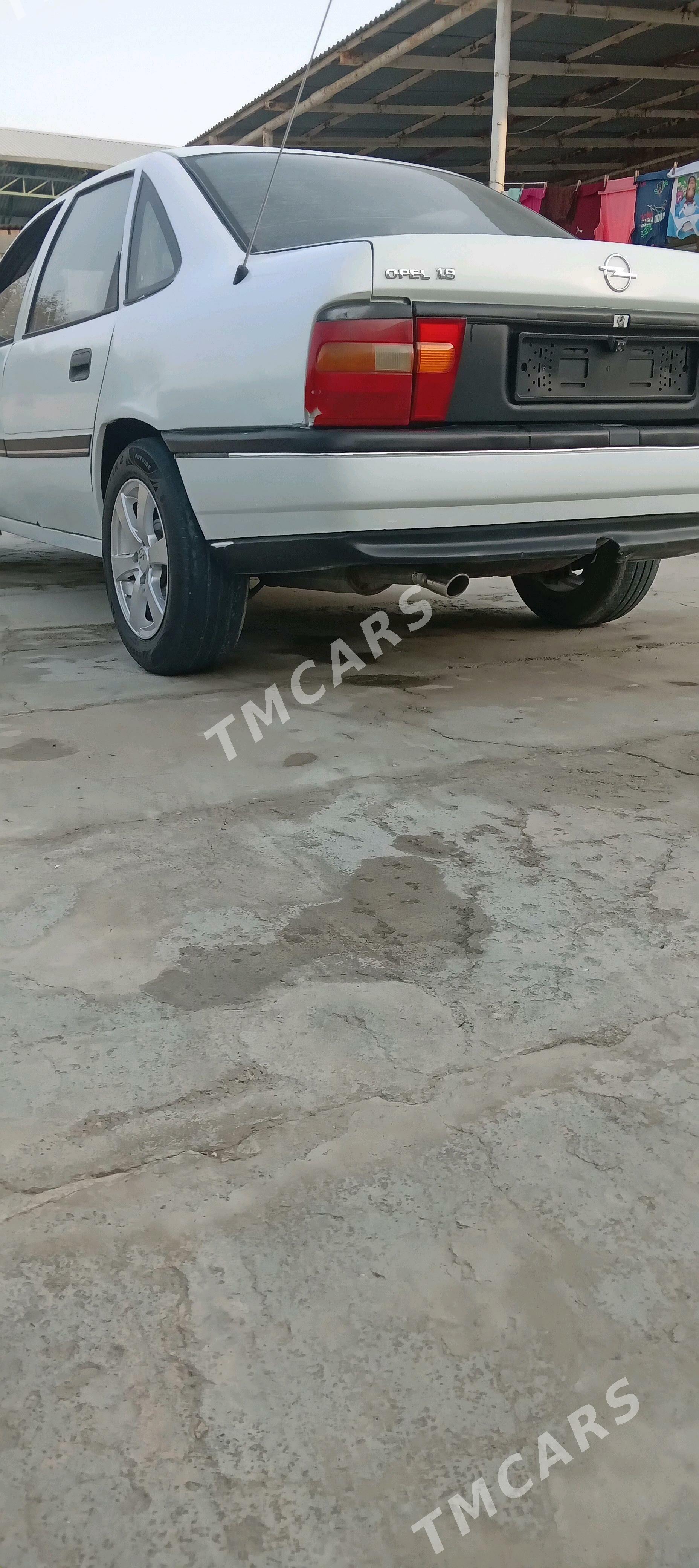 Opel Vectra 1991 - 30 000 TMT - Бахарден - img 8