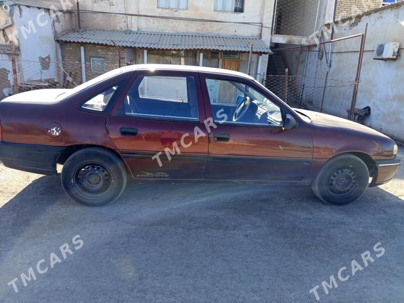 Opel Vectra 1991 - 26 000 TMT - Гороглы (Тагта) - img 3