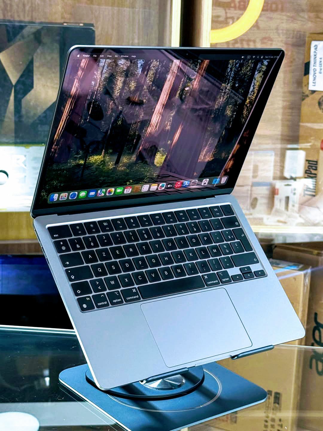 MacBook Air / M4 / 256 SSD - Aşgabat - img 3