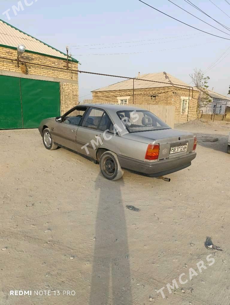 Opel Omega 1989 - 21 000 TMT - Бахарден - img 5