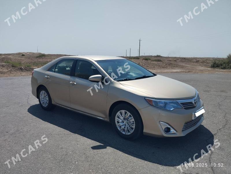 Toyota Camry 2012 - 196 000 TMT - Мары - img 6