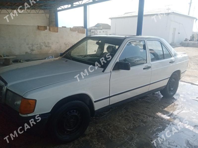 Mercedes-Benz 190-Class 1989 - 16 000 TMT - Esenguly - img 2
