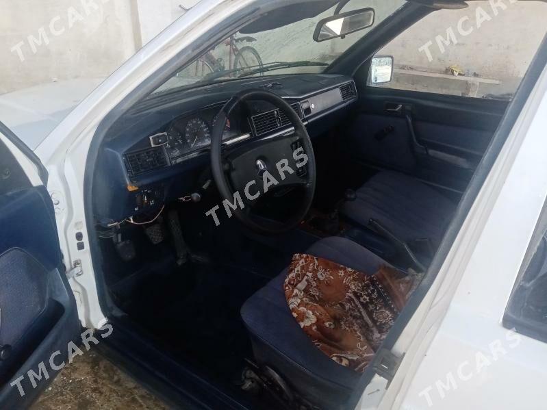 Mercedes-Benz 190-Class 1989 - 16 000 TMT - Esenguly - img 5