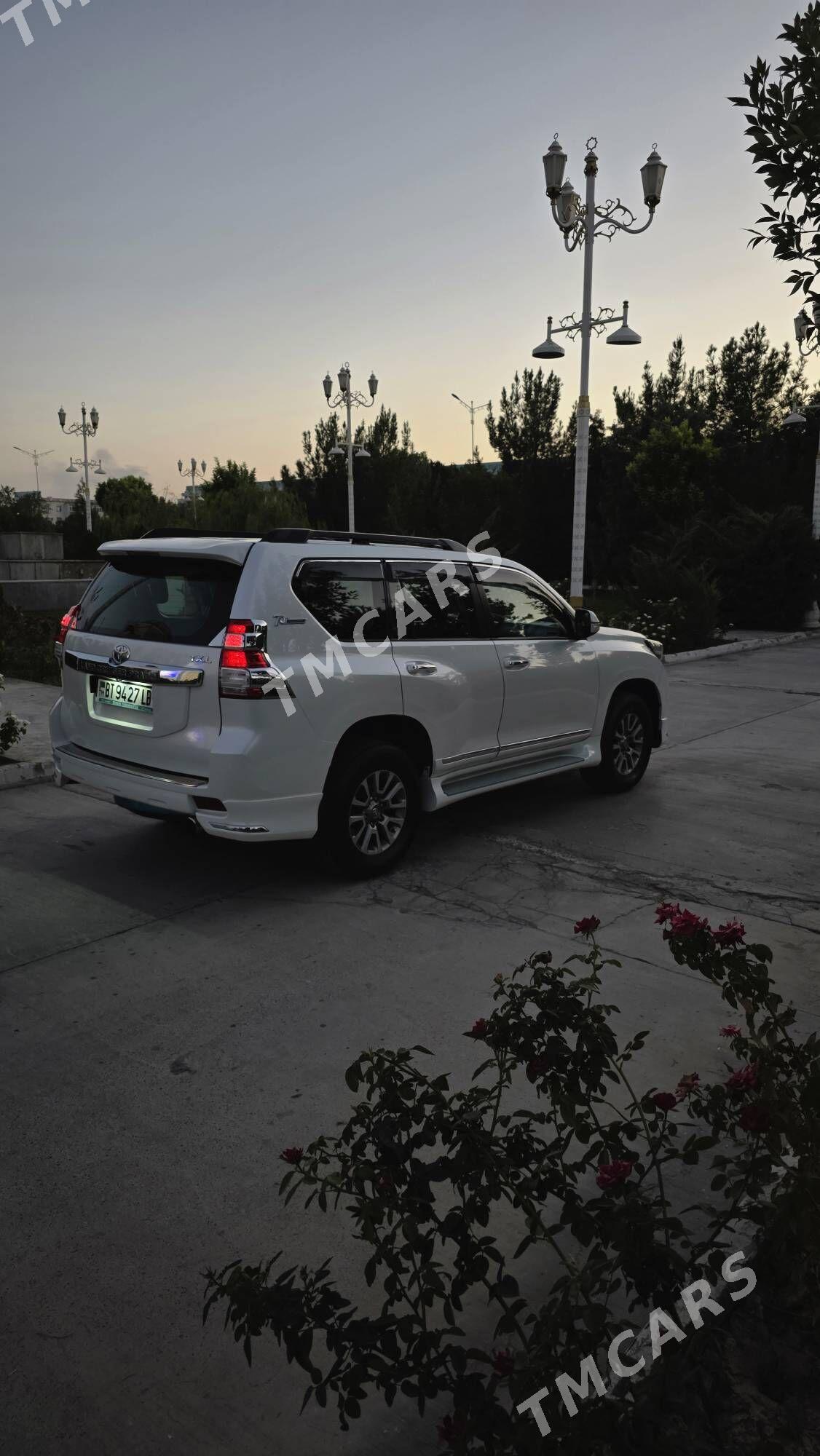 Toyota Land Cruiser Prado 2014 - 700 000 TMT - Türkmenabat - img 9