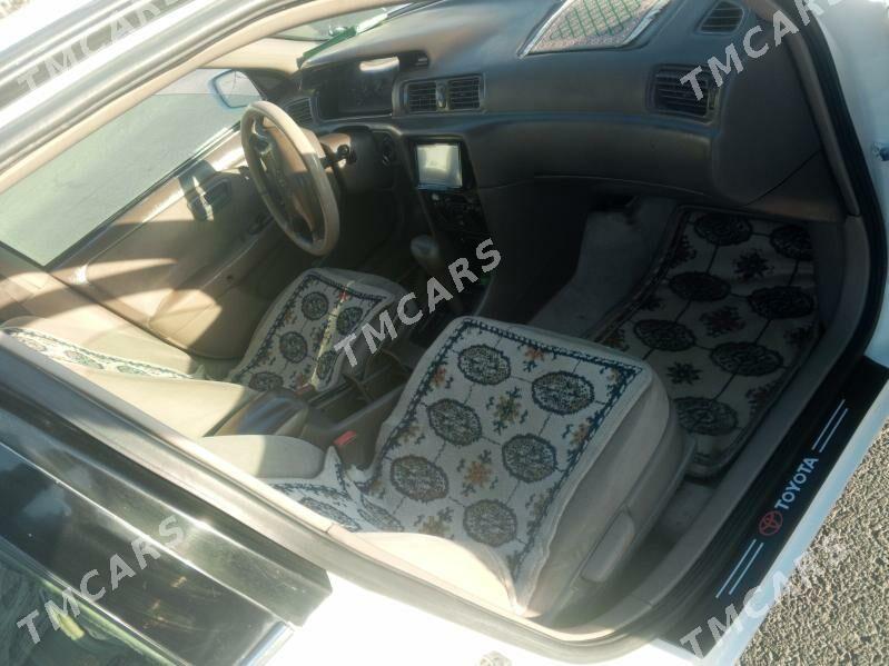 Toyota Camry 1999 - 140 000 TMT - Губадаг - img 10