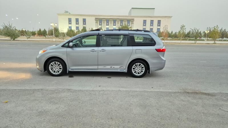 Toyota Sienna 2015 - 385 000 TMT - Gökdepe - img 9