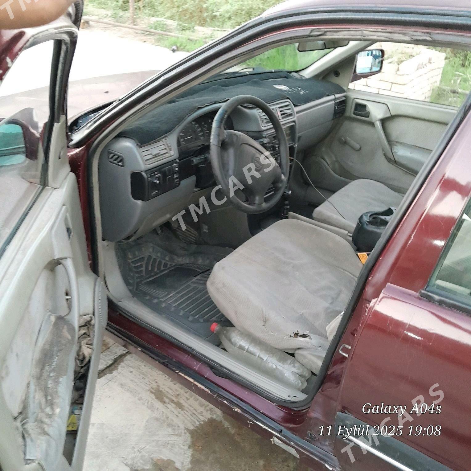 Opel Vectra 1992 - 22 000 TMT - Mary - img 4
