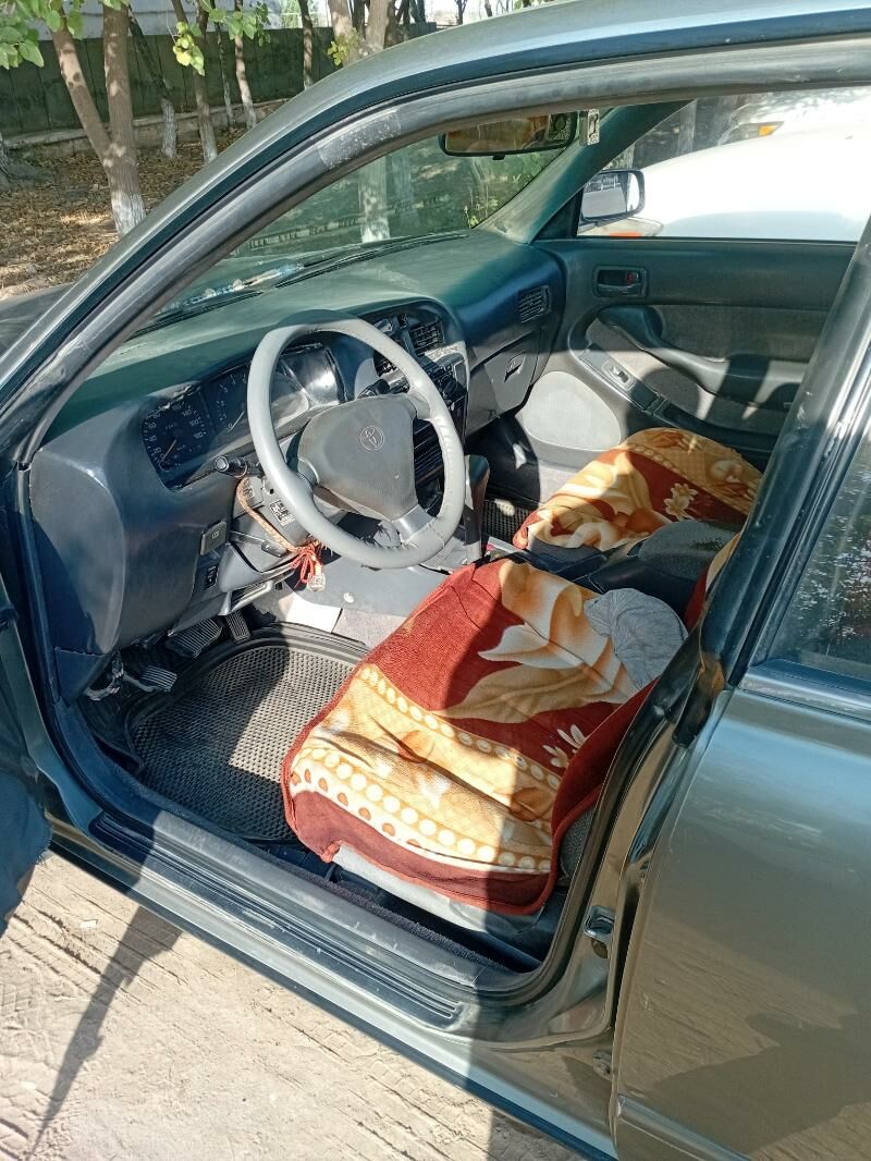 Toyota Camry 1993 - 40 000 TMT - Мургап - img 8