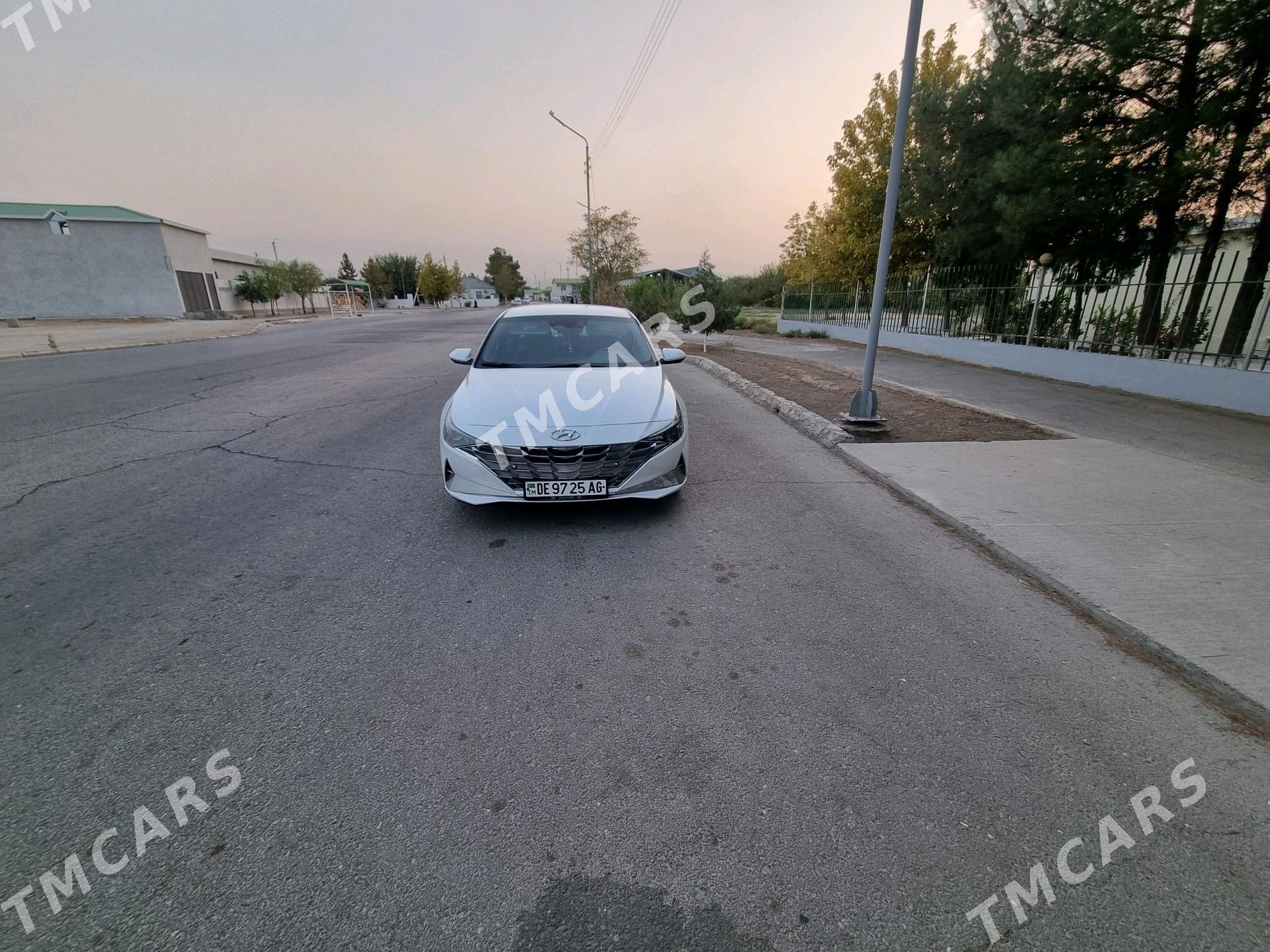 Hyundai Elantra 2021 - 243 000 TMT - Ашхабад - img 4