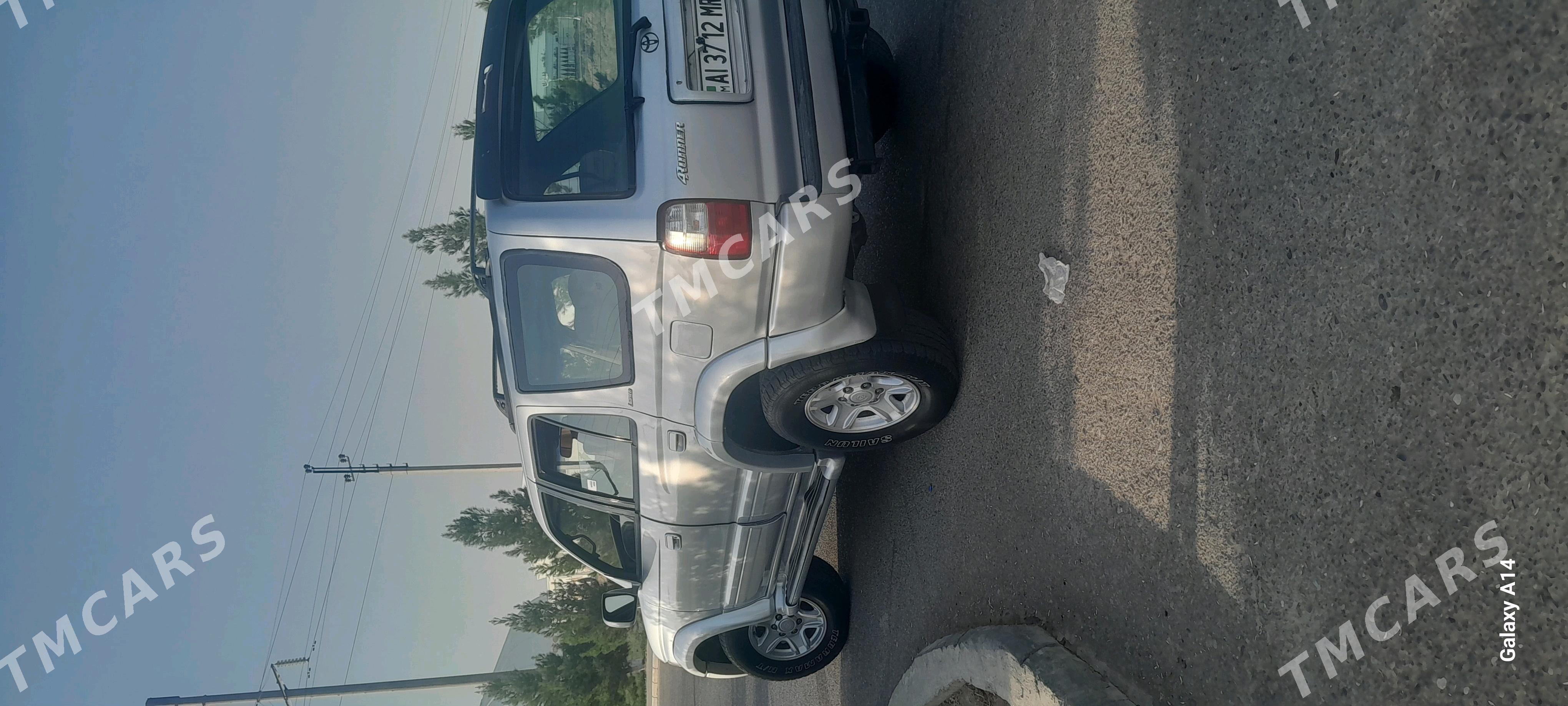 Toyota 4Runner 2000 - 130 000 TMT - Мары - img 9
