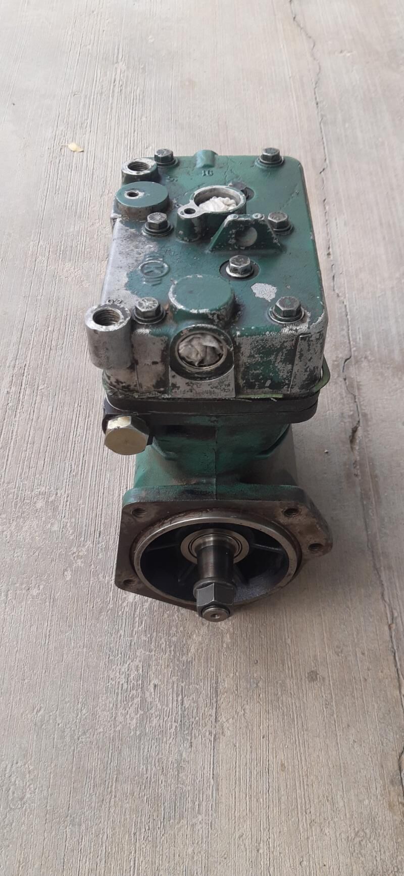 kompressor Volvo 2 500 TMT - Гурбансолтан Едже - img 5