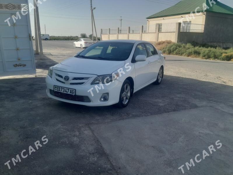 Toyota Corolla 2013 - 172 000 TMT - Ашхабад - img 4