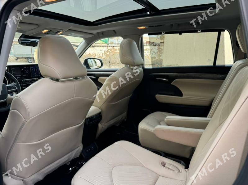 Toyota Highlander 2021 - 810 000 TMT - Aşgabat - img 8