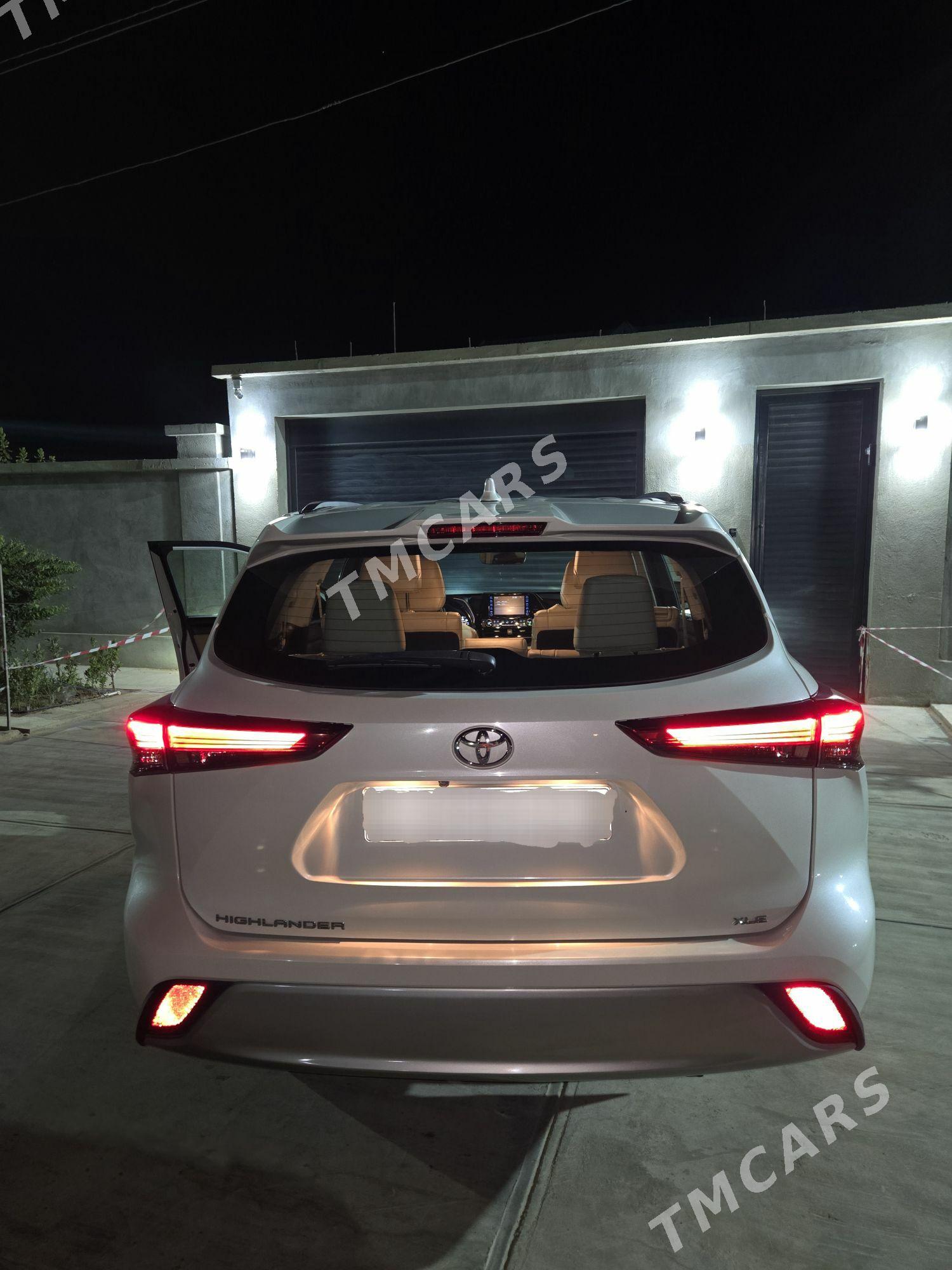 Toyota Highlander 2020 - 600 000 TMT - Aşgabat - img 6
