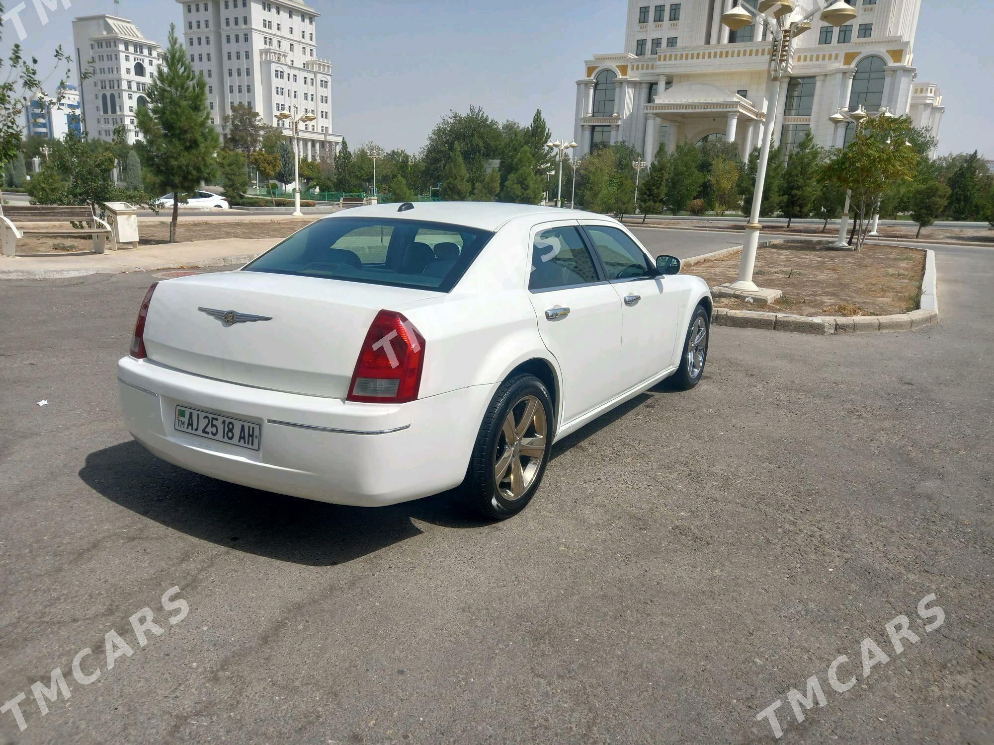 Chrysler 300 2005 - 79 000 TMT - Ашхабад - img 4