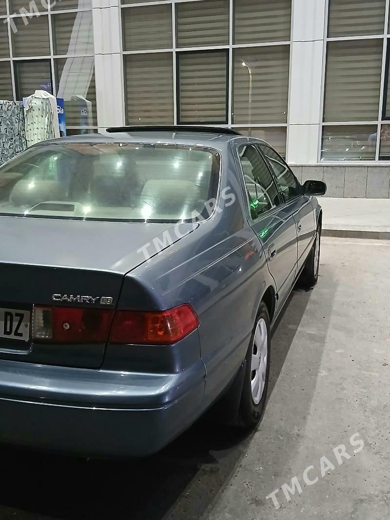 Toyota Camry 2000 - 200 000 TMT - Дашогуз - img 4