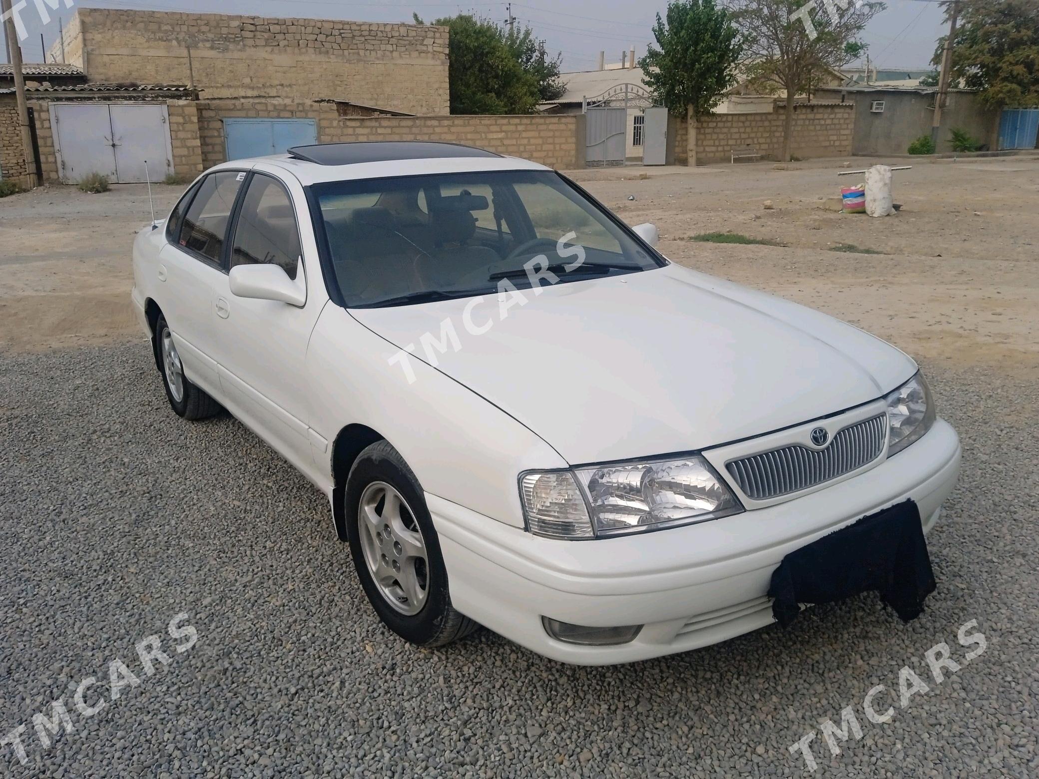 Toyota Avalon 1996 - 130 000 TMT - Gyzylarbat - img 2