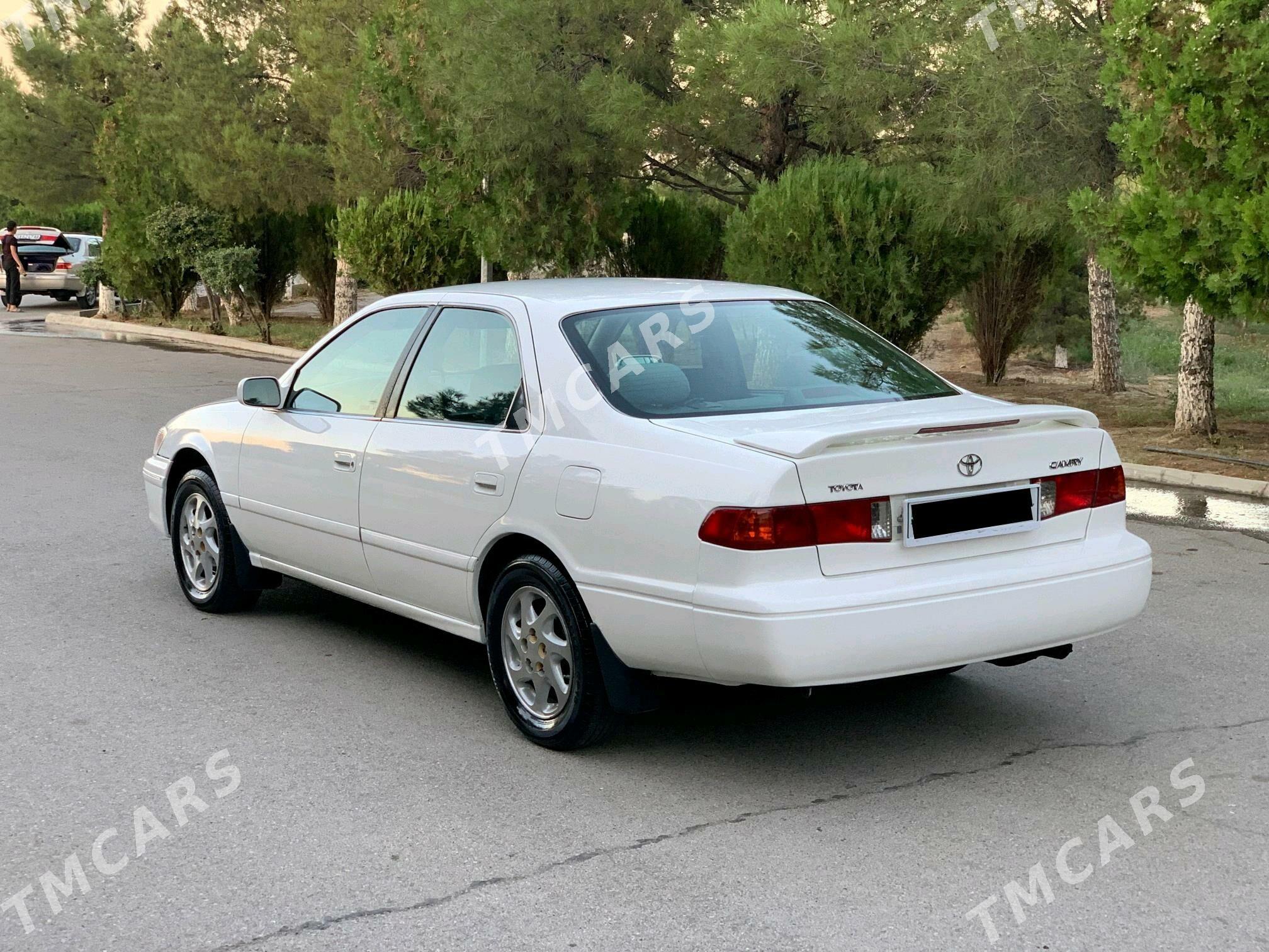 Toyota Camry 2000 - 143 000 TMT - Bäherden - img 9