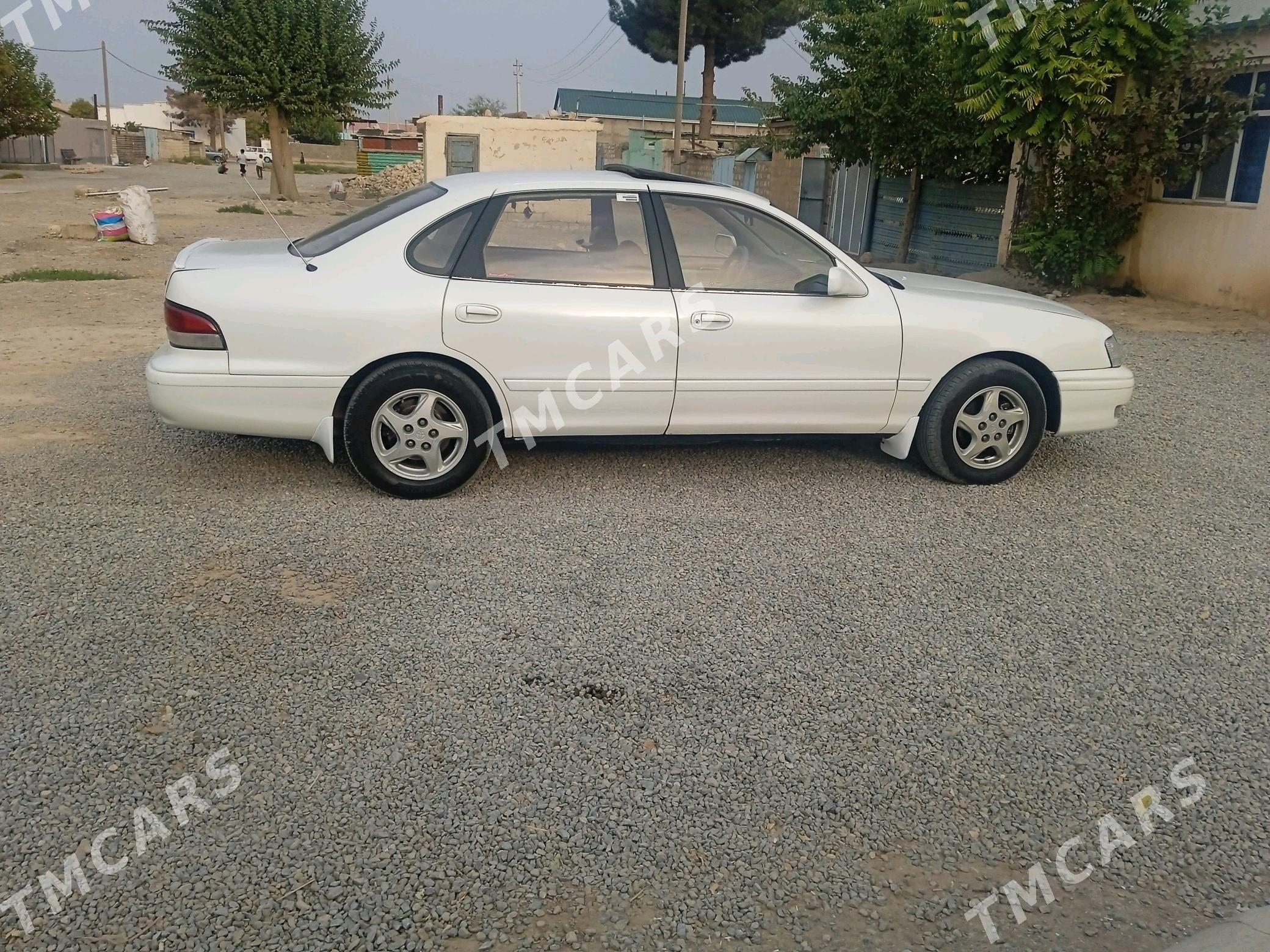 Toyota Avalon 1996 - 130 000 TMT - Gyzylarbat - img 5